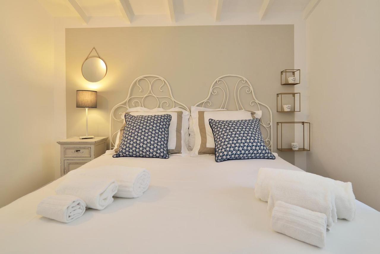 Romantic House Porto Ulisse Apartment Santa Maria Del Focallo Room photo