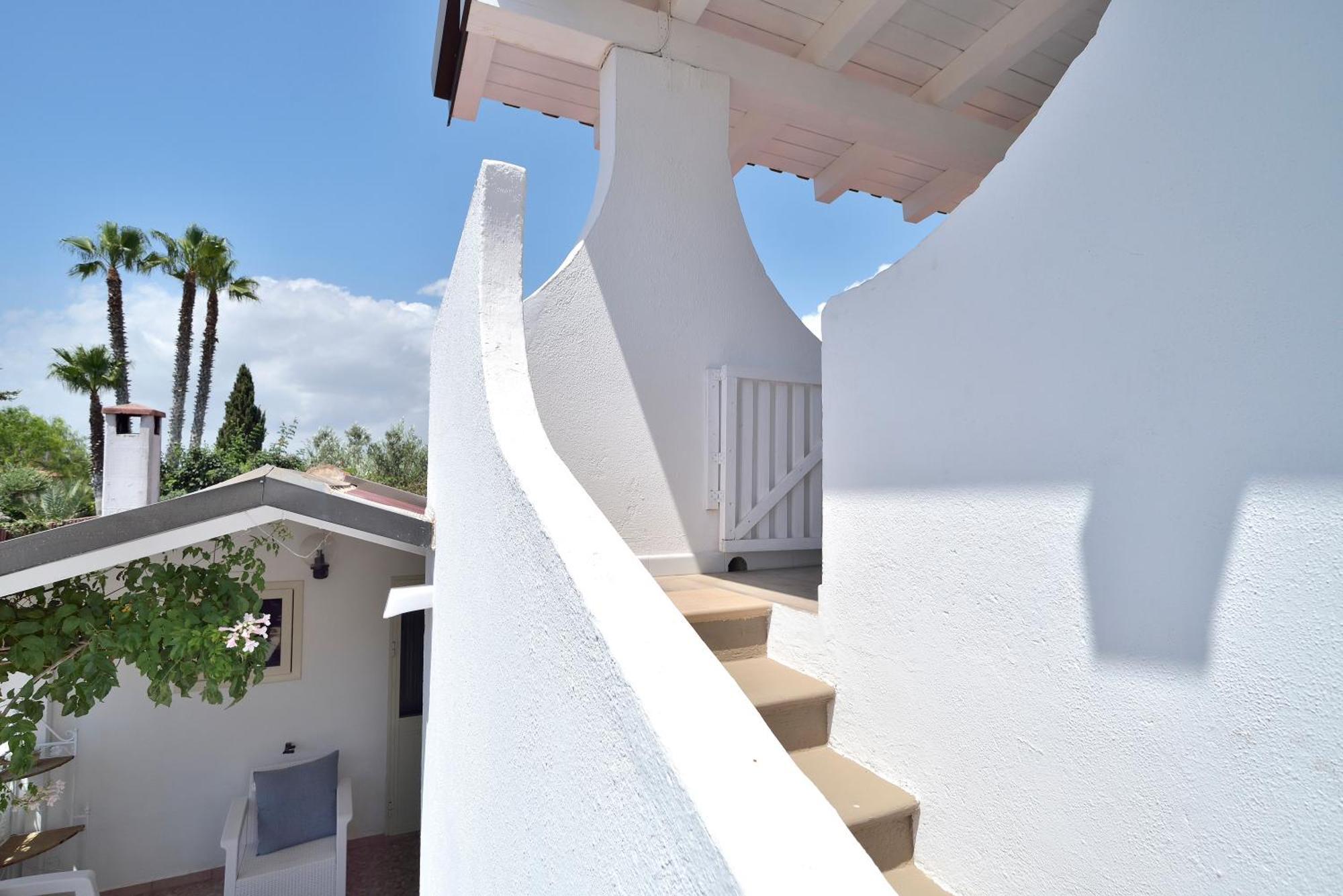 Romantic House Porto Ulisse Apartment Santa Maria Del Focallo Room photo